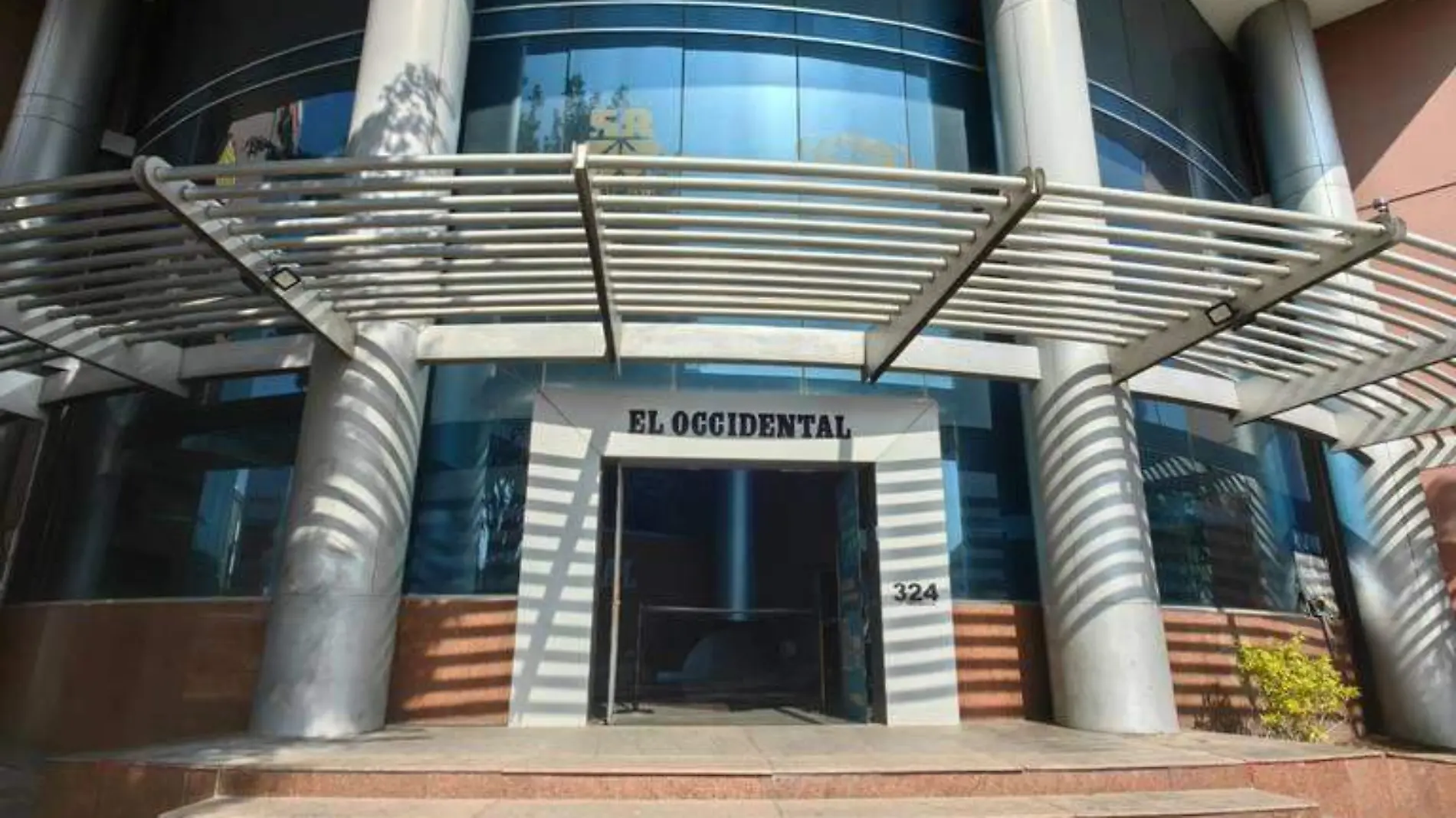 El Occidental Entrada Edificio JG4